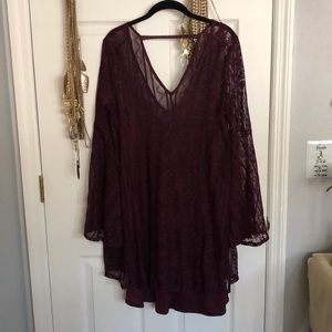 Maroon bell-sleeve lace peasant mini dress